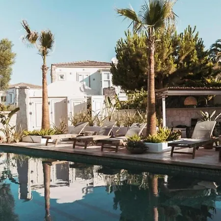 Ξενοδοχείο Artotel