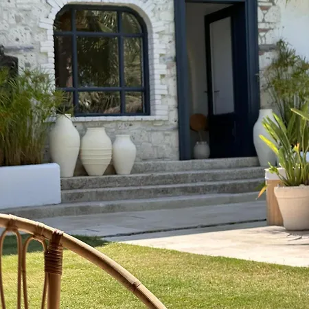 Artotel Αλακάτι